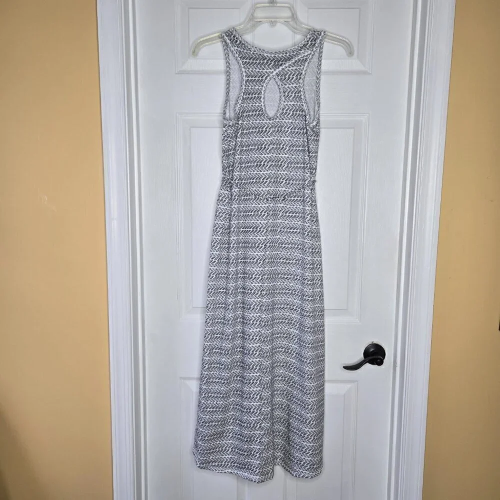 Circo Girls Black and White Sleeveless Arrow Print Maxi Dress Size XL 14/16